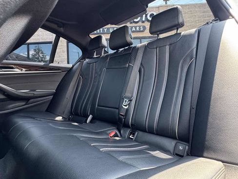 Used 2019 BMW 530i w/ Convenience Package RWD image 41