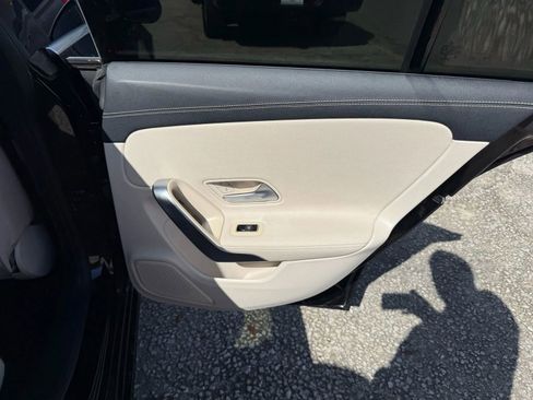 Used 2020 Mercedes-Benz CLA 250 image 19