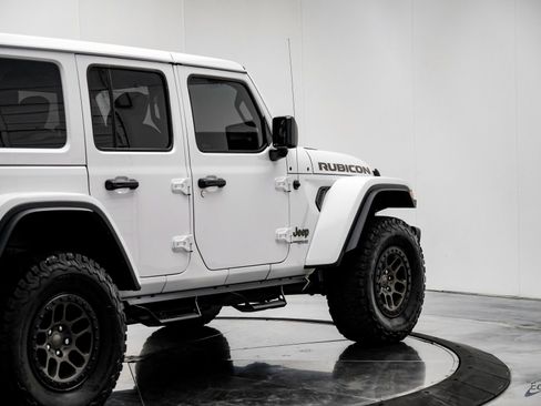 Used 2022 Jeep Wrangler Unlimited Rubicon w/ Xtreme Recon 35" Tire Package image 18