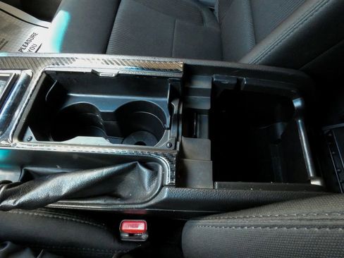 Used 2013 Ford Mustang GT image 12