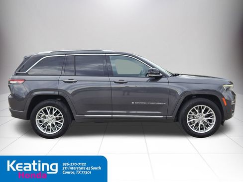 Used 2022 Jeep Grand Cherokee Summit w/ Trailer Tow Prep Group (B) RWD image 9