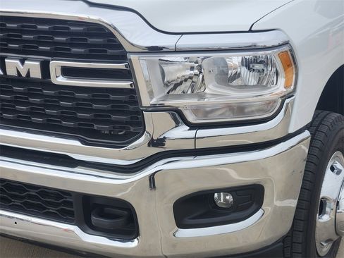 Used 2024 RAM 3500 SLT w/ Quick Order Package 2YG SLT image 10