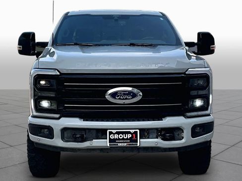 Used 2025 Ford F250 Platinum w/ Tremor Off-Road Package AWD/4WD image 3