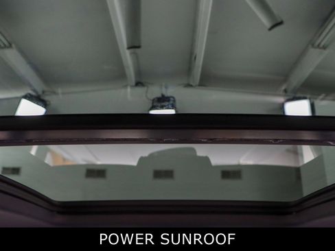 Used 2020 Volkswagen Atlas Cross Sport SEL Premium R-Line image 22