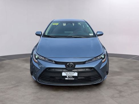 Used 2023 Toyota Corolla LE image 2