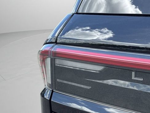 New 2026 Lincoln Navigator Reserve w/ Jet Appearance Package AWD/4WD image 43