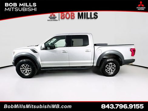 Used 2017 Ford F150 Raptor w/ Equipment Group 802A Luxury AWD/4WD image 4