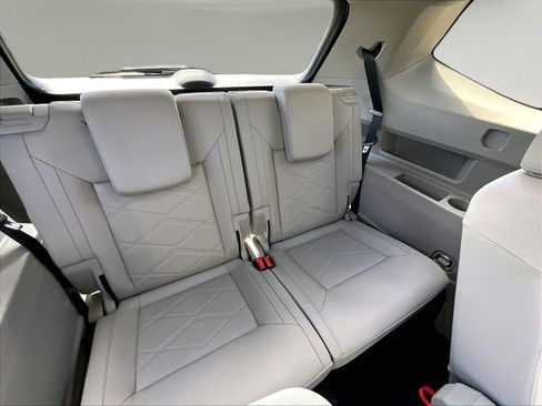 New 2026 Volkswagen Atlas SE AWD/4WD image 29