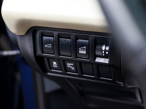 Used 2019 Subaru Ascent Limited AWD/4WD image 34