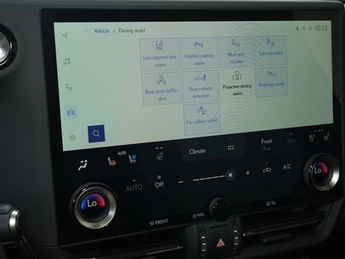 Used 2025 Lexus GX 550 Luxury+ w/ Accessory Package (2T) image 16