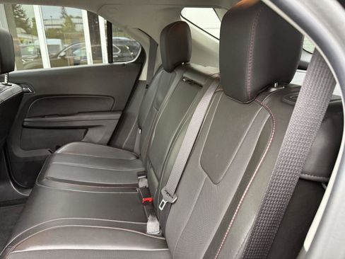 Used 2017 Chevrolet Equinox Premier w/ Enhanced Convenience Package AWD/4WD image 10
