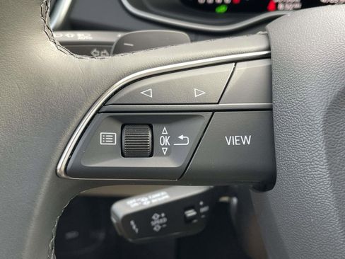 Certified 2025 Audi Q5 e Premium Plus w/ Premium Plus Package AWD/4WD image 19