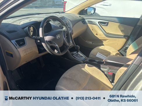 Used 2013 Hyundai Elantra GLS w/ Preferred Pkg image 6