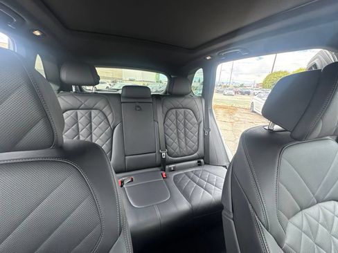 Used 2025 BMW X5 xDrive40i AWD/4WD image 9