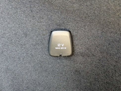 New 2026 Volvo XC90 T8 Plus w/ Protection Package Premier image 14