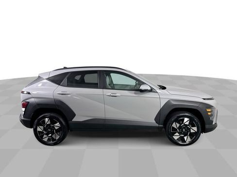 Used 2025 Hyundai Kona SEL AWD/4WD image 9