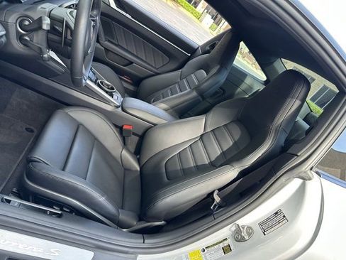 Used 2025 Porsche 911 Carrera S RWD image 12