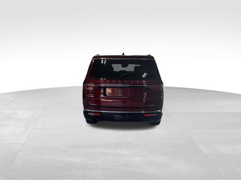 Used 2022 Jeep Wagoneer Series II AWD/4WD image 4