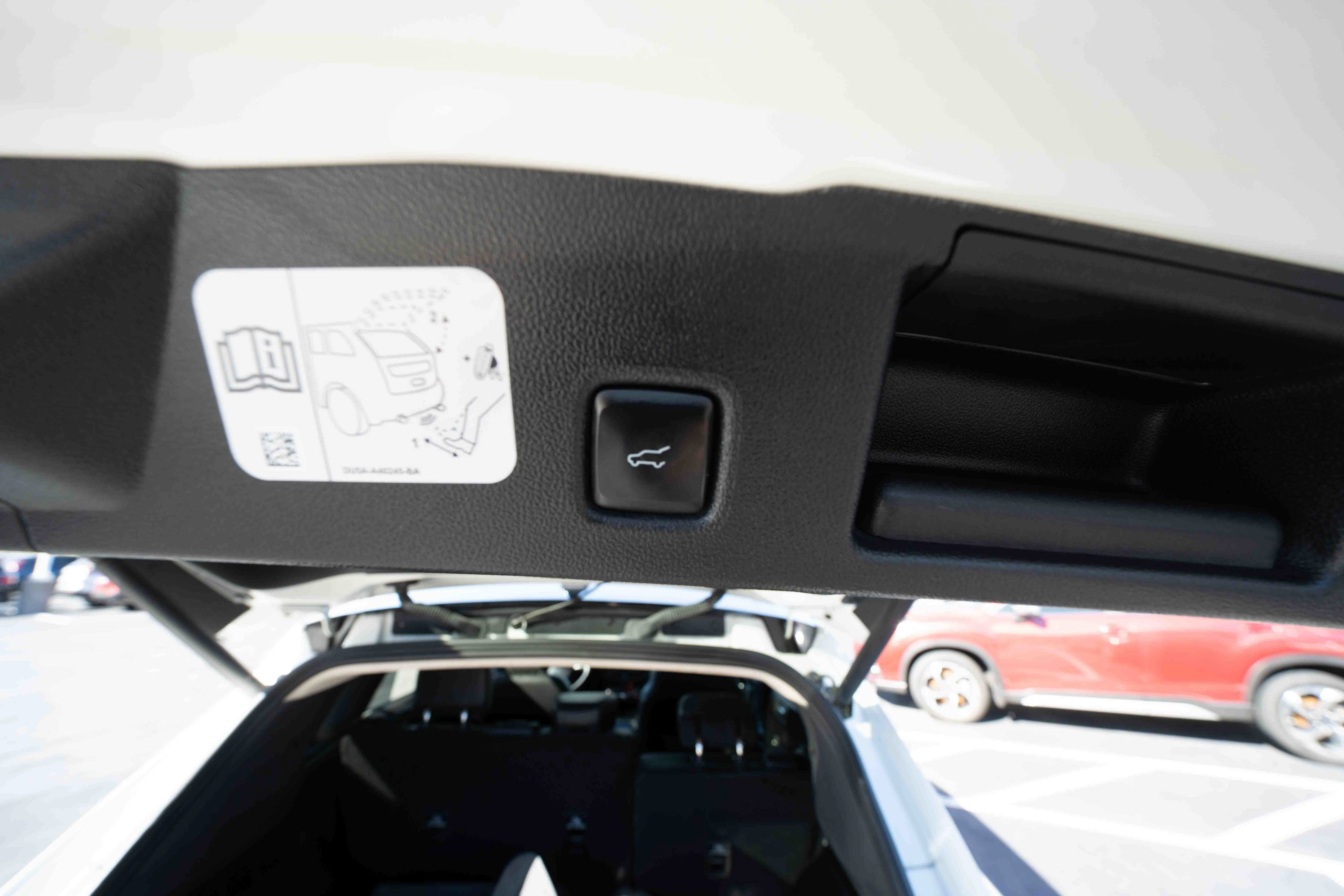 Used 2020 Ford Escape SEL AWD/4WD image 29