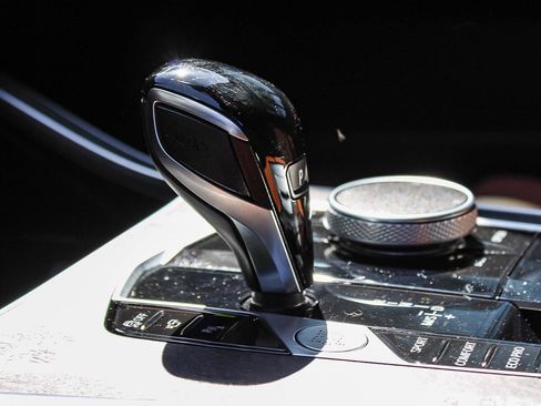 Used 2023 BMW X5 xDrive40i w/ Parking Assistance Package image 22