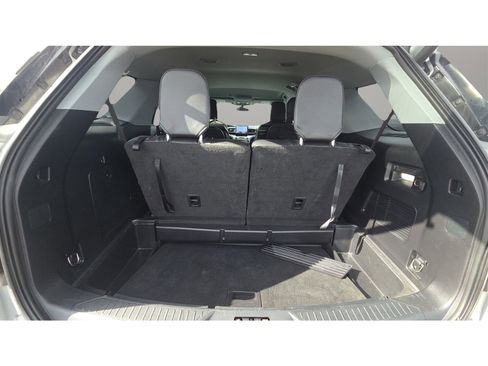 Used 2020 Ford Explorer XLT w/ Equipment Group 202A image 16