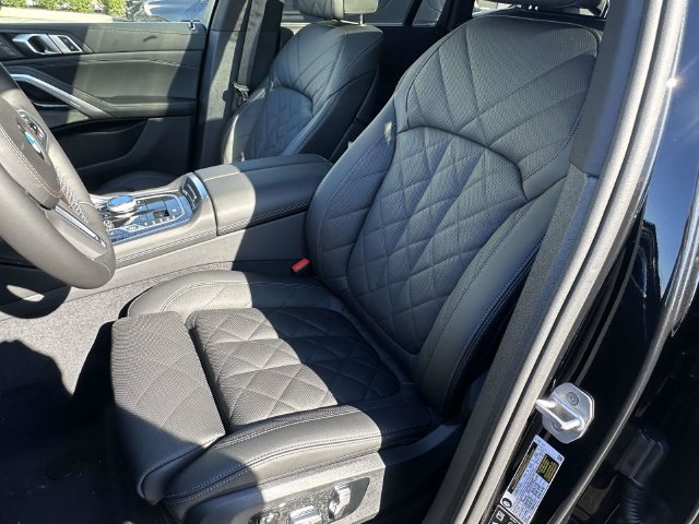 New 2027 BMW X6 M60i AWD/4WD image 13