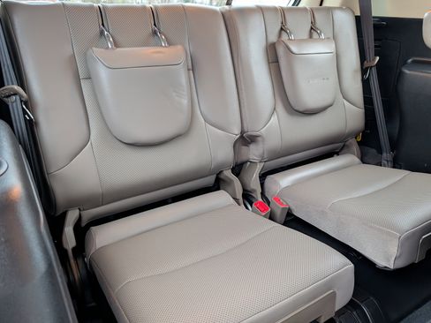 Used 2023 Lexus GX 460 Premium image 13