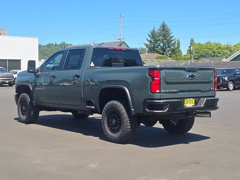 New 2026 Chevrolet Silverado 2500 ZR2 AWD/4WD image 4