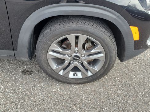 Used 2022 Kia Seltos S FWD image 39