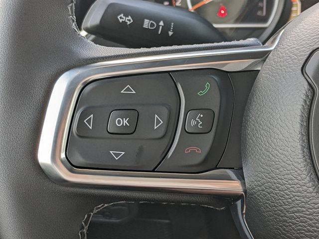 New 2025 Jeep Wrangler Unlimited Sahara AWD/4WD image 18