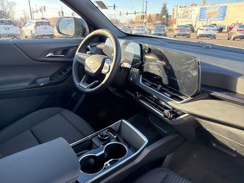 New 2026 Chevrolet Equinox LT w/ Safety and Technology Package image 37