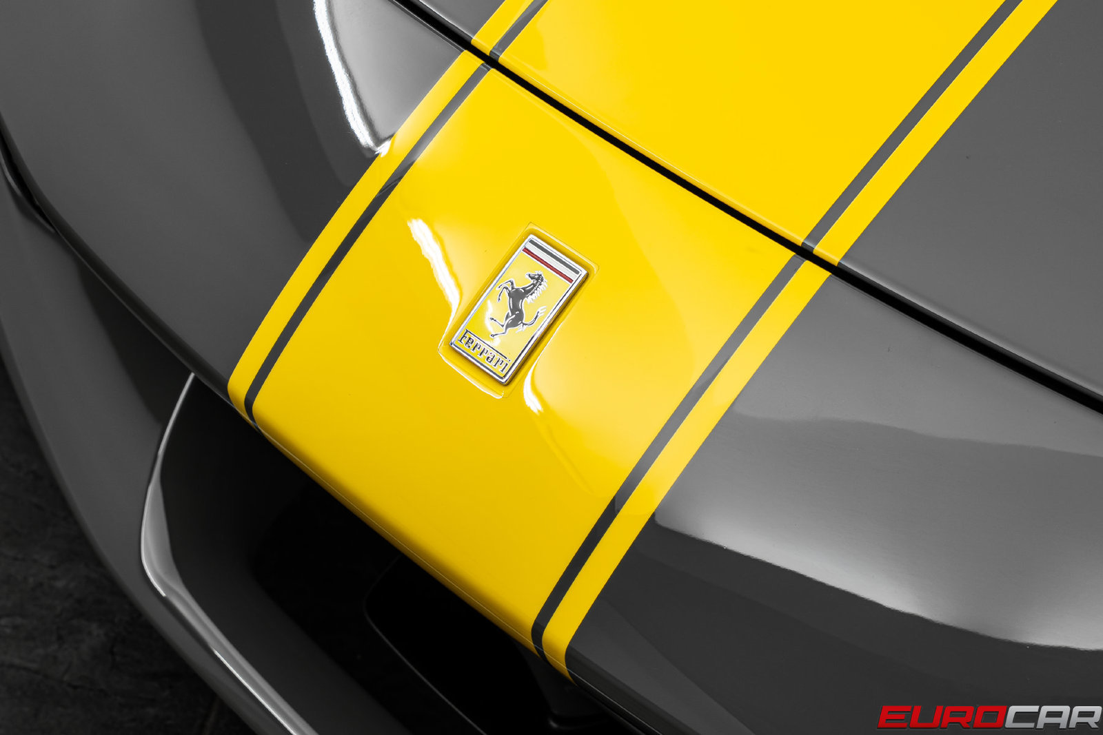 Used 2023 Ferrari 296 GTB RWD image 10