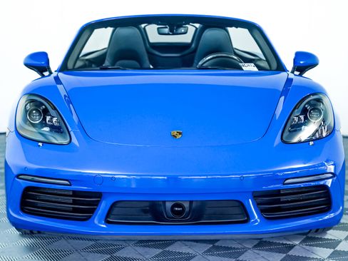 Used 2025 Porsche 718 Boxster image 7