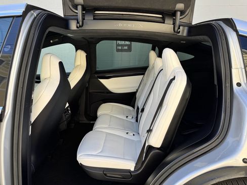 Used 2017 Tesla Model X 100D AWD/4WD image 28