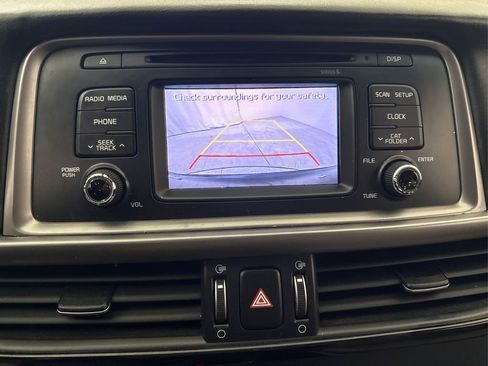 Used 2016 Kia Optima LX w/ LX Convenience Package image 32