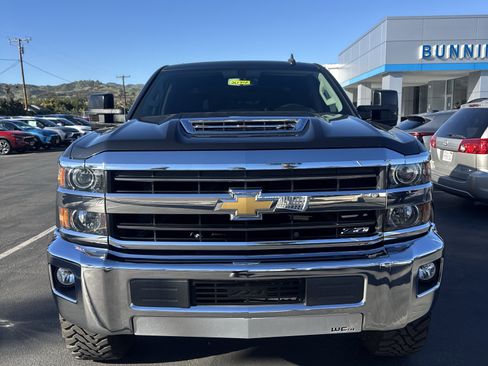 Used 2019 Chevrolet Silverado 2500 LT w/ Z71 Package, Off-Road image 8