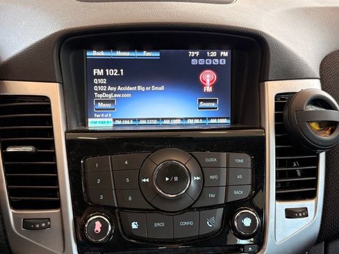 Used 2015 Chevrolet Cruze LT FWD image 14