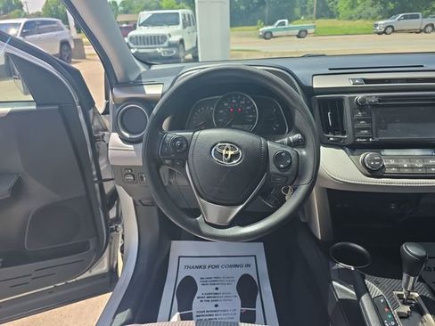 Used 2014 Toyota RAV4 XLE FWD image 12