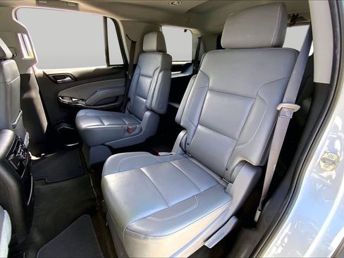 Used 2017 Chevrolet Tahoe LT w/ LT Signature Package RWD image 20