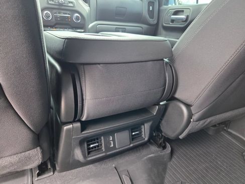 Used 2025 Chevrolet Silverado 1500 Custom Trail Boss AWD/4WD image 8