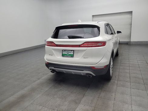 Used 2017 Lincoln MKC Reserve FWD image 9