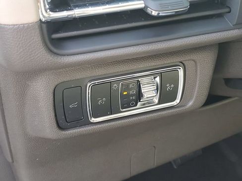 Certified 2024 Lincoln Corsair Premiere image 13