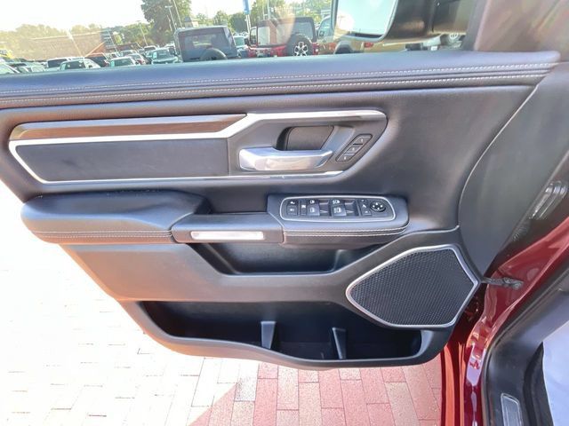 Used 2021 RAM 1500 Laramie AWD/4WD image 10
