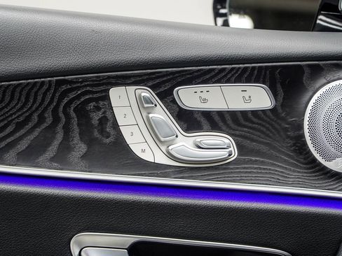 Used 2020 Mercedes-Benz E 350 4MATIC Sedan w/ Parking Assistance Package image 32