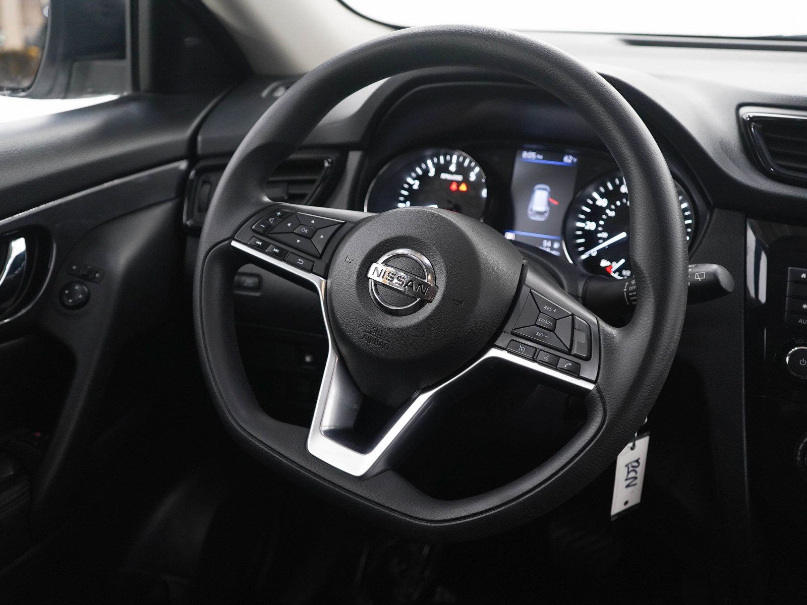 Used 2018 Nissan Rogue S AWD/4WD image 14