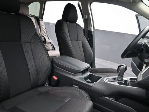 Used 2024 Subaru Outback Premium image 23