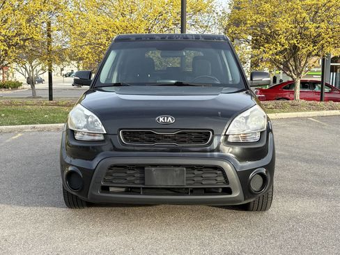 Used 2013 Kia Soul + image 3