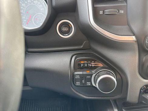 Used 2020 RAM 1500 Big Horn AWD/4WD image 13