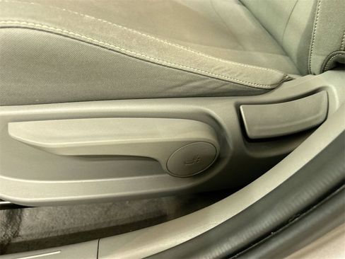 Used 2023 Hyundai Elantra SEL w/ Convenience Package image 10