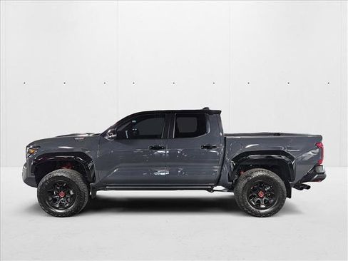 Used 2024 Toyota Tacoma TRD Pro image 10